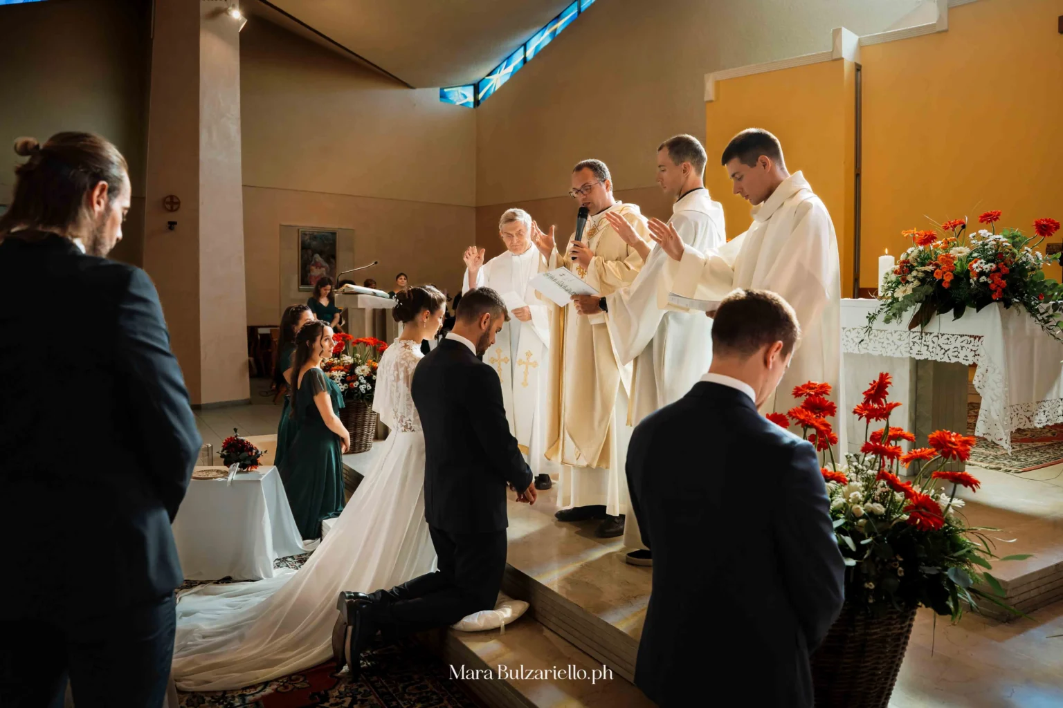 Fotografia della cerimonia di matrimonio in chiesa